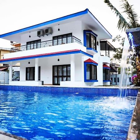 Aqua Villa Luxury Home Stay ロナバラ エクステリア 写真