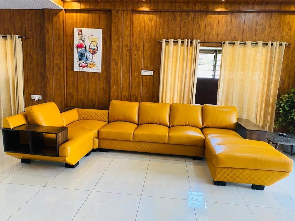 Aqua Villa Luxury Home Stay ロナバラ エクステリア 写真