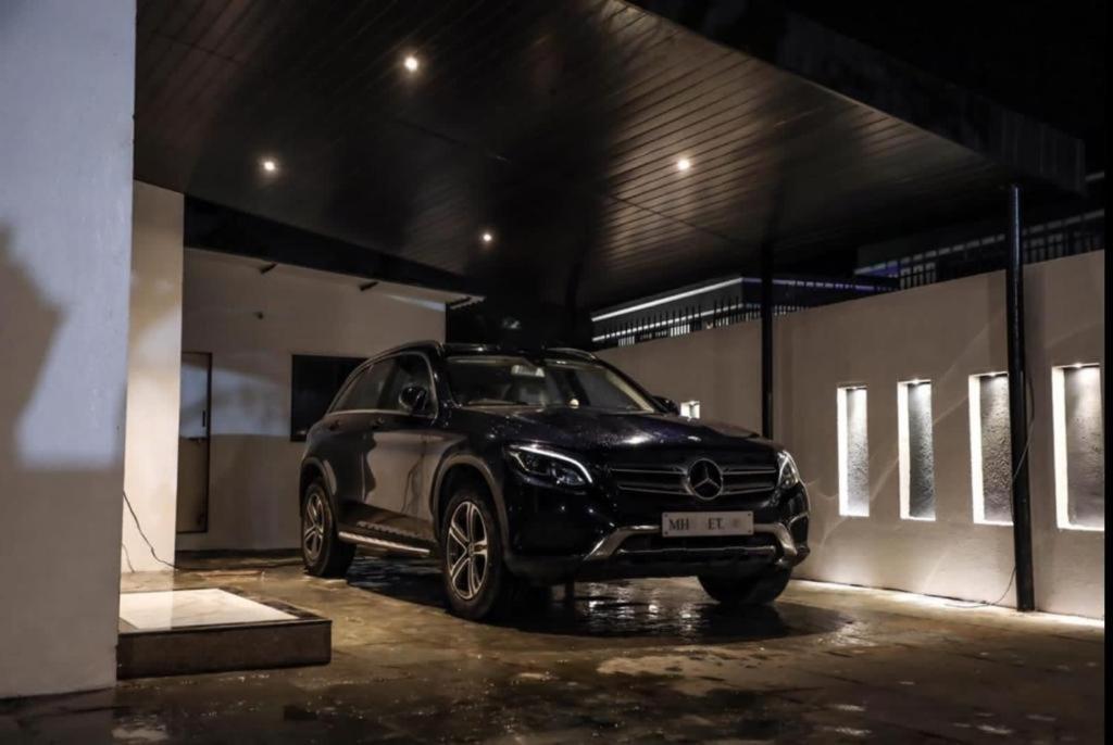 Aqua Villa Luxury Home Stay ロナバラ エクステリア 写真